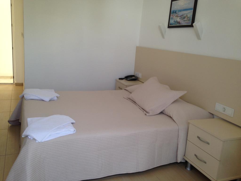 אורטקנט Acelya Hotel מראה חיצוני תמונה